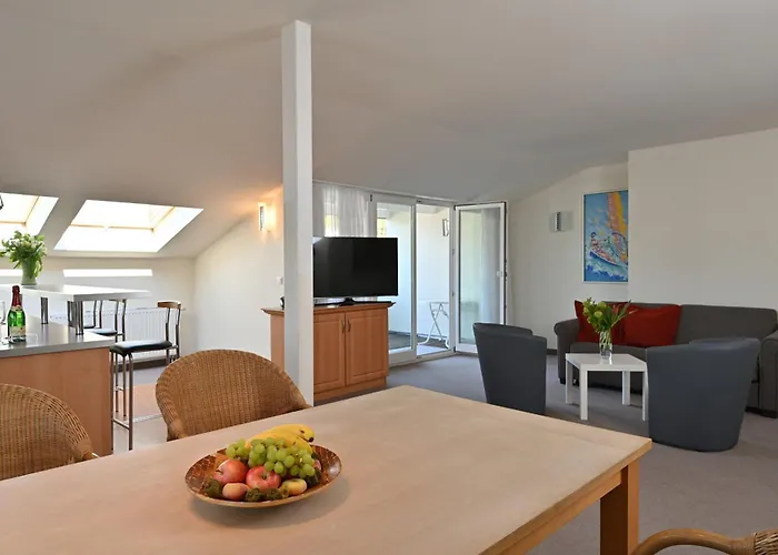 Ferienwohnung-13-villa-celia-sellin-strandnah-fuer-6-personen * Sellin (Rugen)